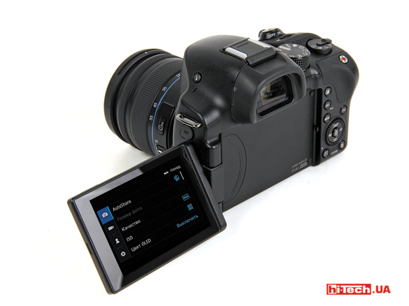 SamsungNX30 экран