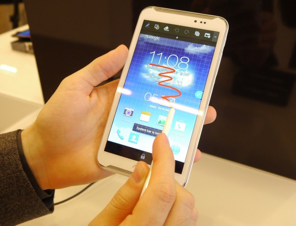 Asus-FonePad-6-hands-on