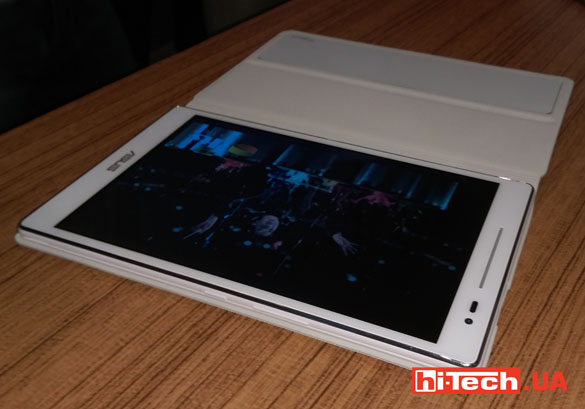 Asus Zensation Computex 2015 07