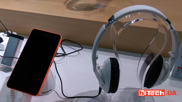 Genius power banks audio computex 2015 02