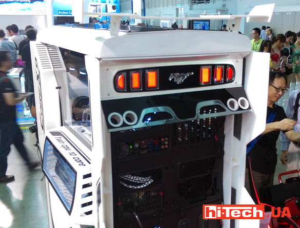 Thermaltake cases computex 2015 06