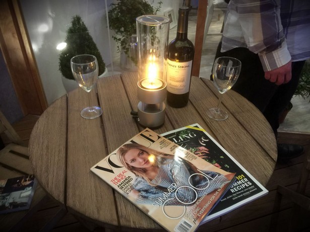 Sony Glass Sound Speaker 1