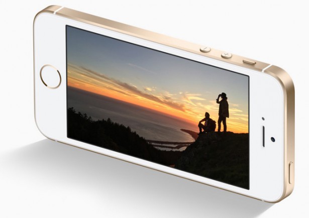 Apple iPhone SE 000002 21-03-2016