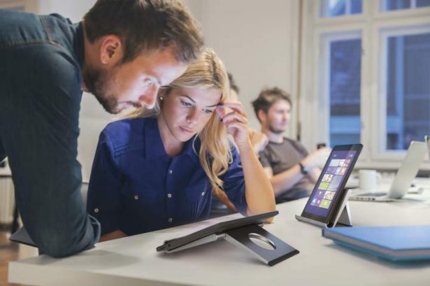 Venue 10 5000 Series Tablet Stand in Use