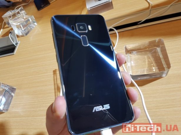 Asus Zenfone 3 Ultra Delux Zensation 15