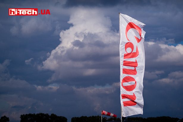 Canon EOS 5D Mark IV эффектно представили в Украине