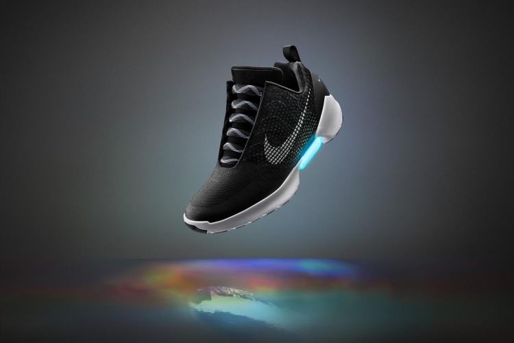 sm-nike_hyperadapt_1-0_native_1600-750