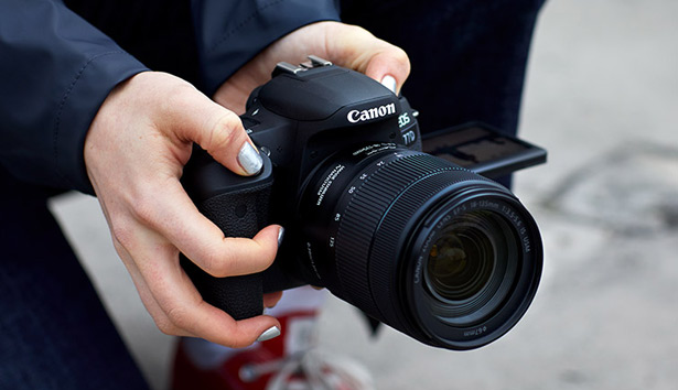 Canon EOS 77D