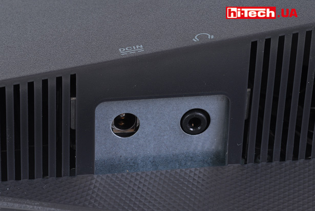 Корпус монитора довольно крупный, но производитель в мониторе ASUS ROG SWIFT PG248Q решил использовать внешний блок питания