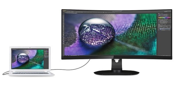 328P6AUBREB_USB-C Docking_f_with NB_4