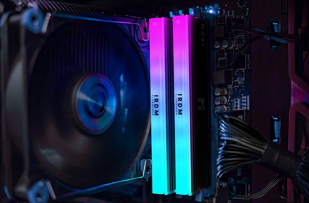 IRDM RGB DDR4
