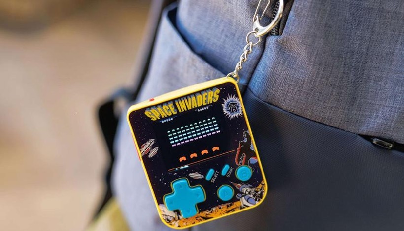 Super Micro Keychain Gamer